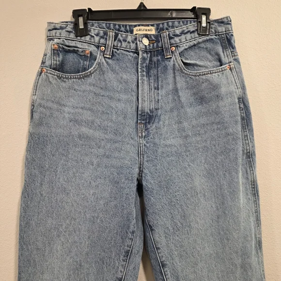 GRLFRND The Sara Super High Rise Slim Straight Jeans in Wave Hill - Picture 5 of 10